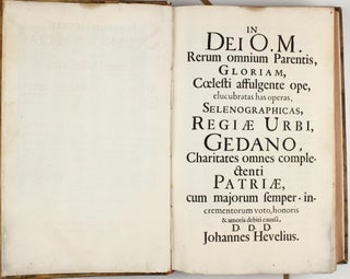 Selenographia: sive, lunae descriptio; atque accurata, tam macularum ejus, quam motuum diversorum, aliarumque omnium vicissitudinum, phasiumque, telescopii ope deprehensarum, delineatio. Addita est, lentes exoliendi nova ratio; ut et telescopia diversa construendi, et experiendi modus.