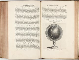 Selenographia: sive, lunae descriptio; atque accurata, tam macularum ejus, quam motuum diversorum, aliarumque omnium vicissitudinum, phasiumque, telescopii ope deprehensarum, delineatio. Addita est, lentes exoliendi nova ratio; ut et telescopia diversa construendi, et experiendi modus.