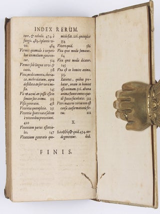 Hypomnemata Physica. I. De rerum naturalium principiis. II. De occultis qualitatibus. III. De atomis et mistione. IV. De generatione viventium. V. De spontaneo viventium ortu. Five parts in one volume.