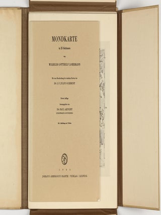 Mondkarte in 25 Sektionen von Wilhelm Gotthelf Lohrmann mit einer Beschreibung der einzelnen Karten von Dr. J. F. Julius Schmidt. Zweite Auflage bearbeitet von Dr. Paul Ahnert, Sternwarte Sonneberg.