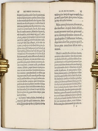 De coloribus libellus, a Simone Portio Neapolitano latinitate donatus, & commentariis illustratus: una cum eiusdem praefatione, qua coloris naturam declarat.