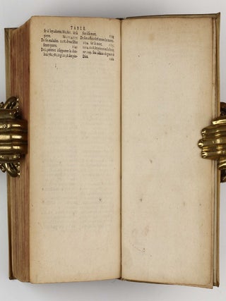 Les Essais. Edition nouvelle prise sur l exemplaire trouvé après le deceds de l autheur, reveu augmenté d un tiers oultre les précédentes impressions. Enrichi de deux tables curieusement exactes et élabourées.