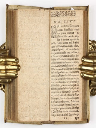 Astrologia Seu De Stellarum Natura, affectionibus, & effectionibus. Exercitatio : Qua difficultates praecipuae, de Stellarum Definitione, caußis, Ordine, ... succincte & nervose ecpediuntur; Cum Indice Quaestionum. Editio Septima Correctior mendos a tertia & melior ... / Enchiridion Metaphysicum. Editio octava. / Enchiridion Ethicum Seu Epitome Philosophiae Moralis : Praecepta breviter ... & facili explicata exhibens.
