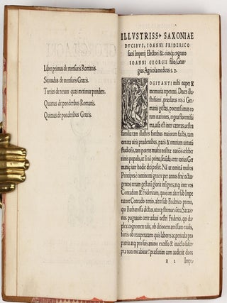 Libri quinque De mensuris & ponderibus. . . / De ponderibus propositiones XIII. / An account of a comparison made by some gentlemen of the Royal Society, of the standard of a yard, and the several weights lately made for their use. . .