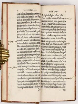 Libri quinque De mensuris & ponderibus. . . / De ponderibus propositiones XIII. / An account of a comparison made by some gentlemen of the Royal Society, of the standard of a yard, and the several weights lately made for their use. . .