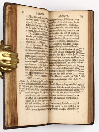 Systema cosmicum ... in quo quatuor dialogis, de duobus maximis mundi systematibus, Ptolemaico & Copernicano.