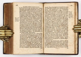 Systema cosmicum ... in quo quatuor dialogis, de duobus maximis mundi systematibus, Ptolemaico & Copernicano.