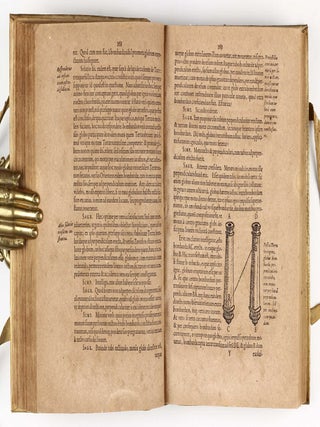Systema cosmicum ... in quo quatuor dialogis, de duobus maximis mundi systematibus, Ptolemaico et Copernicano.