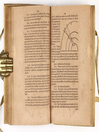 Systema cosmicum ... in quo quatuor dialogis, de duobus maximis mundi systematibus, Ptolemaico et Copernicano.