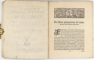 Theoria motuum planetarum et cometarum. Continens methodum facilem ... orbitas cum planetarum cum cometarum determinandi, una cum calculo, quo cometae, qui annis 1680 et 1681... motus verus investigatur.