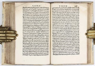 Discorsi . . . sopra la prima deca di Tito Livio, divisi in tre libri, Nuovamente ristampati.