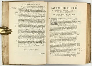 Opus chyrurgicum, warhaffte unnd vollkomne Wundartznei ...; darinn begriffen wie die Wunden, offnen Schäden, Gewächs, Gebresten, Frantzosen, Blatern, Beulen, Lähmi, allerley Zufäll unnd Kranckheiten, auch kalter und warmer Brandt, Fistel und Wolff ... curiert werden sollend / Die grosz Chirurgei, oder volkommene Wundtartzenei; chirurgischen Handtwirckung eigentlicher Bericht, und Inhalt alles so der Wundartznei angehörig; mit künstlicher Fürmalung, klarer Beschreibung . . . aller hierzu dienlicher und gebreuchlicher Instrument oder Ferrament / De Materia chirurgica libri tres, recens aucti authore atque recogniti.