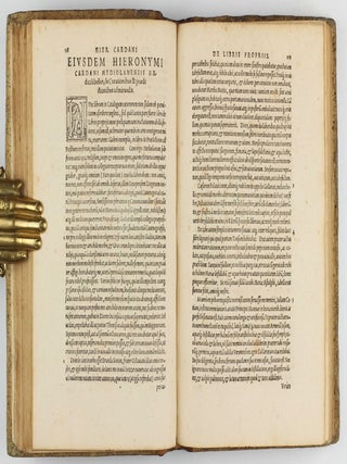 Opera quaedam lectu digna : Nempe, De libris proprijs ; De curationibus & praedictionibus admirandis ; Neronis encomium ; Geometriae encomium ; De uno ; Actio in Thessalicum Medicum ; De secretis ; De gemmis & coloribus ; Dialogus de Morte ; Dialogus de Humanis consilijs, Tetim inscriptus ; De mnimis & propinquis ; De summo bono.