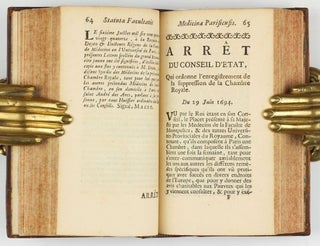 Venus physique / Ritus usus et laudabiles Facultatis Medicinae Parisiensis consuetudines. / Statuta Facultatis Medicinae Parisiensis, supremi senatus Authoritate confirmata anno M.DCC.Ll.