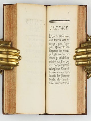 Venus physique / Ritus usus et laudabiles Facultatis Medicinae Parisiensis consuetudines. / Statuta Facultatis Medicinae Parisiensis, supremi senatus Authoritate confirmata anno M.DCC.Ll.