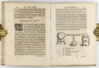De distillatione lib. IX. Quibus certa methodo, multiplicique artificio, penitioribus naturae arcanis detectis, cuiuslibet mixti in propria elementa resolutio, perfecte docetur.