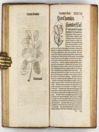 Distillierbuch der rechten Kunst, von Kreutern, Wurtzeln, Blumen, Samen, Früchten, unnd Gethier, ware Beschreibung unnd Abconterfaytung, wie man die Wasser davon bren(n)en, distillieren, halten und gebrauchen soll.