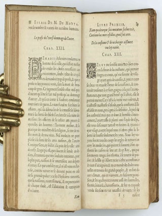 Livre des essais . . . Divise en deux parties. Derniere edition augmentee de deux tables.
