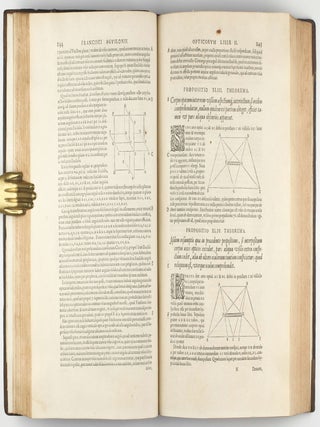 Opticorum libri sex Philosophis iuxta ac Mathematicis utiles. Optica Agvilonii.