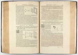 Opticorum libri sex Philosophis iuxta ac Mathematicis utiles. Optica Agvilonii.