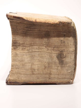 Botanicon, continens herbarum, aliorumque simplicium, quorum usus in Medicinis est, descriptiones, & iconas ad vivum Effigiatas; ex praecipuis tam Grecis quàm Latinis Authoribus iam recens concinnatum. Additis etiam, quae Neotericorum observationes & experientiae vel comprobarunt denuo, uel nuper invenerunt. . . / De Medicinali Materia Libri Sex, Ioanne Ruellio Suessionensi interprete. Singulis cum stirpium, tum animantium. Accesserunt priori editioni, Valerii Cordi Simesusii annotationes doctissimae . Euricii Cordi Simesusii iudicium de Herbis & Simplicibus Medicinae. Remedia morborum, miro ordine complectitur. . .