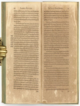 De stella nova in pede serpentarii / De stella tertii honoris in cygno, quae us que ad annum M.DC. fuit incognita / Jesu Christi servatoris nostri vero anno natalitio.