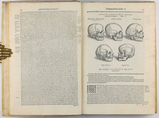 De humani corporis fabrica libri septem.