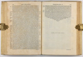 De humani corporis fabrica libri septem.