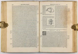 De humani corporis fabrica libri septem.