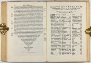 De humani corporis fabrica libri septem.