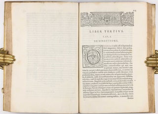 De magnete, magneticisque corporibus, et de magno magnete tellure; Physiologia nova, plurimis & argumentis, & experimentis demonstrata.