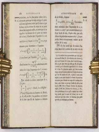 Des Pierres Tombées du Ciel, ou Lithologie Atmospherique, Présentant La Marche et l'Etat actuel de la Science, sur le Phénomène des Pierres de foudre, Pluies de pierres, Pierres tombées du ciel, etc.; plusieurs Observations inédites, communiquées par MM. Pictet, Sage, Darcet et Vauquelin; avec un Essai de Théorie sur la formation de ces Pierres.