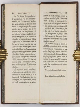 Des Pierres Tombées du Ciel, ou Lithologie Atmospherique, Présentant La Marche et l'Etat actuel de la Science, sur le Phénomène des Pierres de foudre, Pluies de pierres, Pierres tombées du ciel, etc.; plusieurs Observations inédites, communiquées par MM. Pictet, Sage, Darcet et Vauquelin; avec un Essai de Théorie sur la formation de ces Pierres.
