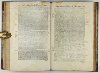 Tabulae anatomicae LXXIIX / De humani corporis fabrica libri decem. Edited by Daniel Bucretius / De formato foetu.